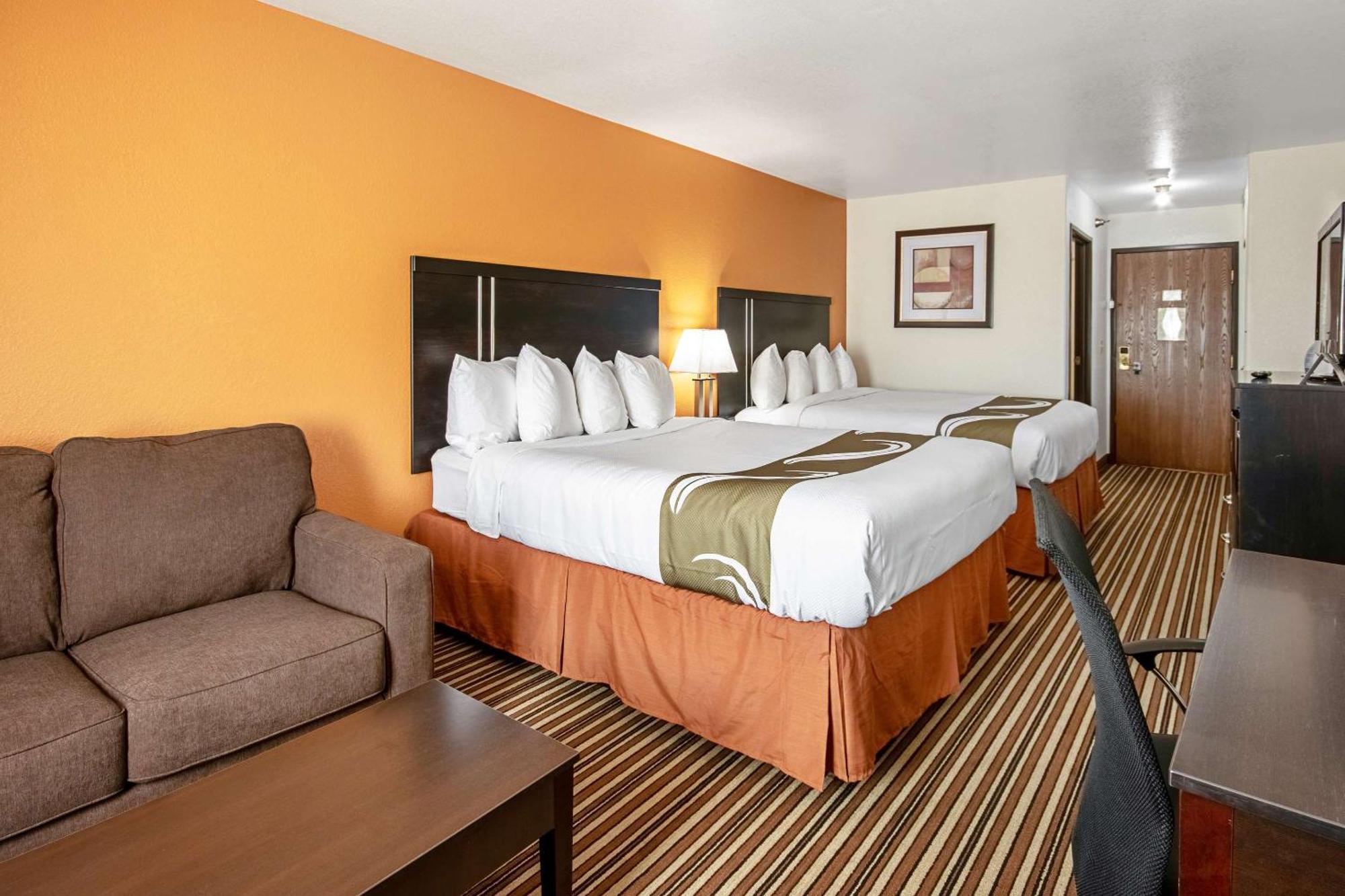 Quality Inn Dodge City Exterior foto