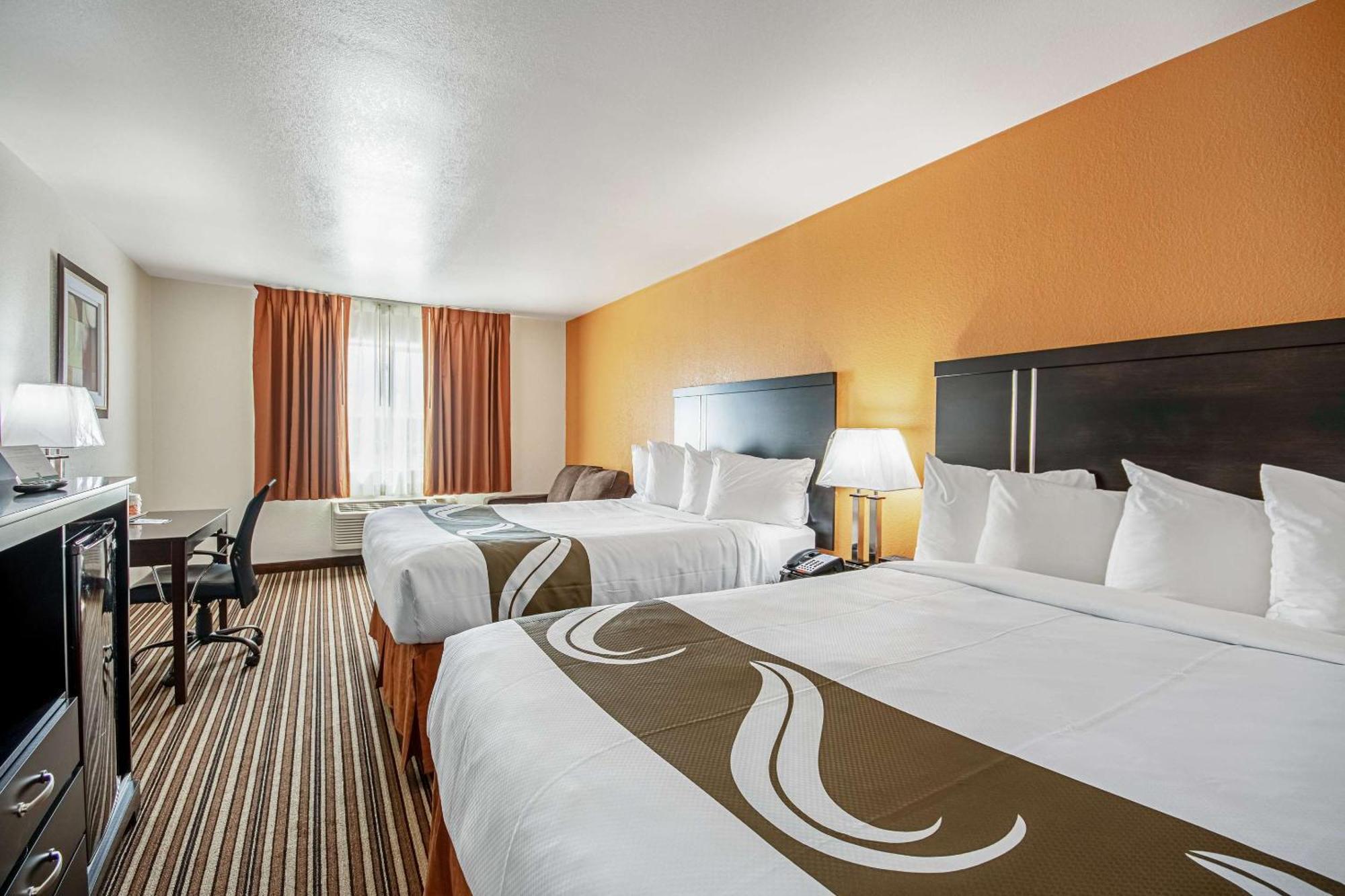 Quality Inn Dodge City Exterior foto