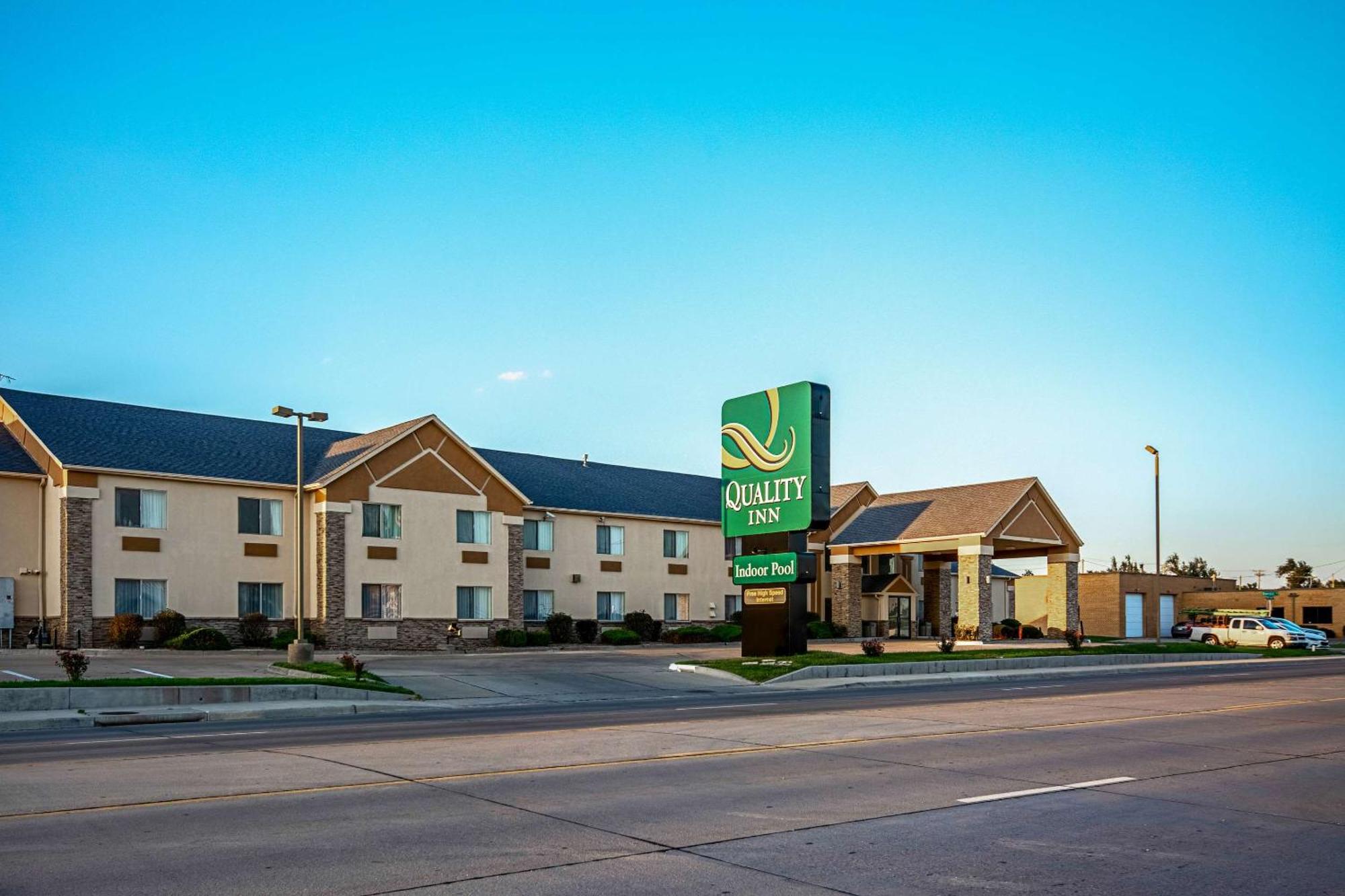 Quality Inn Dodge City Exterior foto