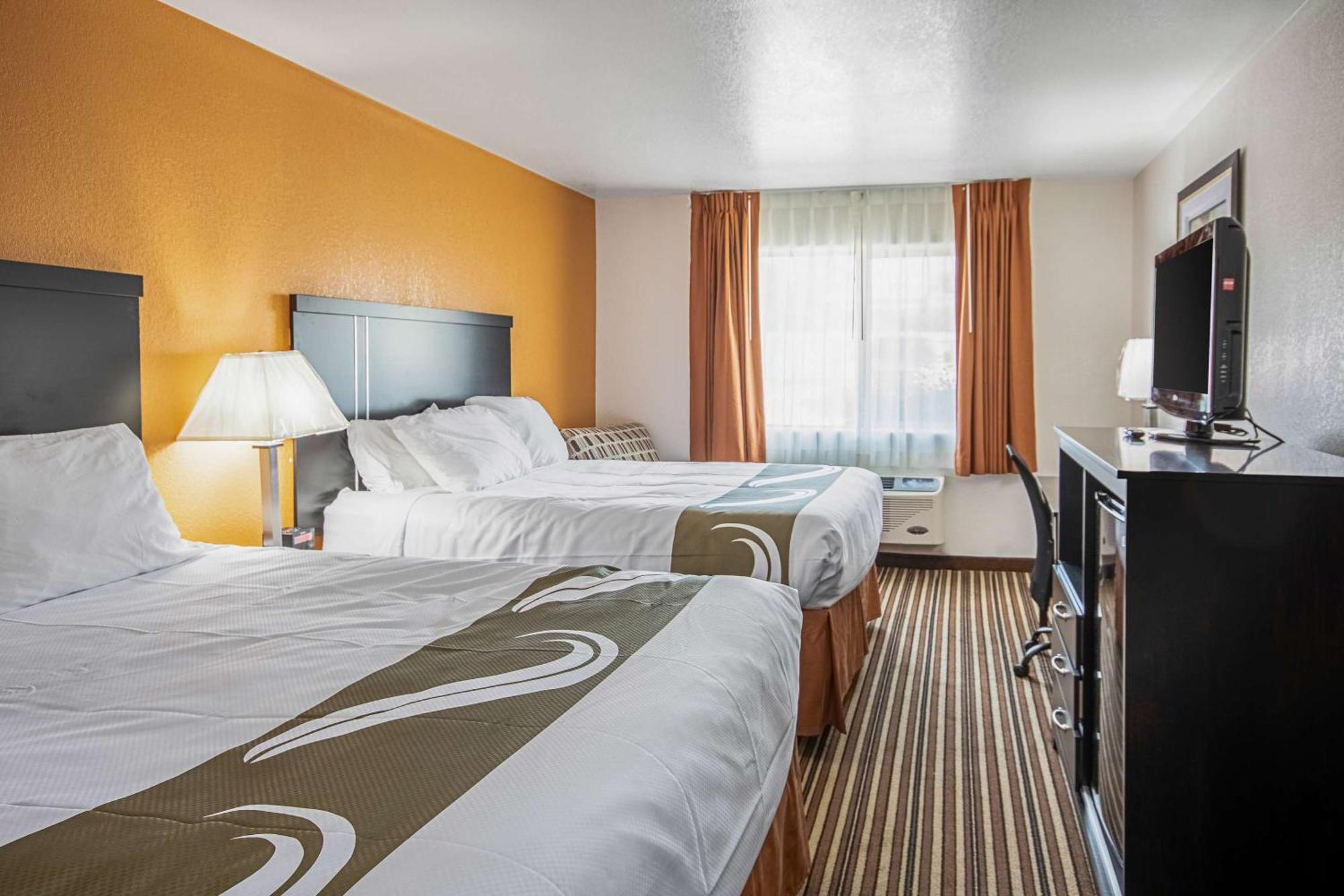 Quality Inn Dodge City Exterior foto