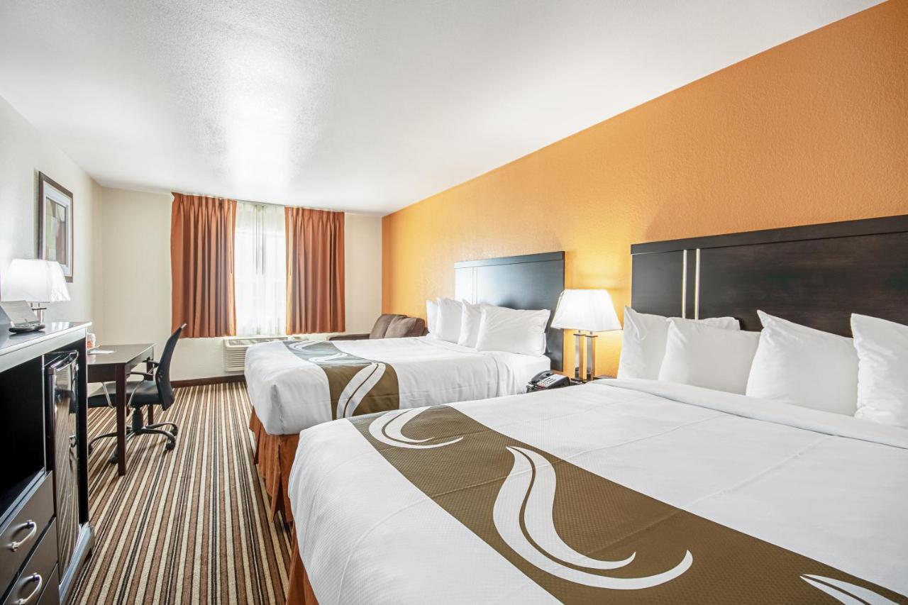 Quality Inn Dodge City Exterior foto